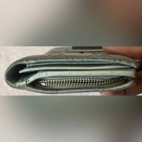 Gucci Leather Continental D-Ring Wallet - Picture 7 of 16